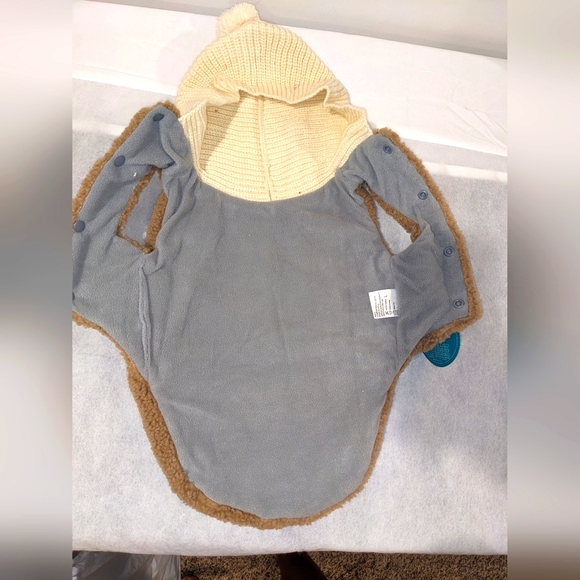 PETCIRCLE Dog Fuzzy Jacket With Crochet Hoodie - Picture 7 of 9